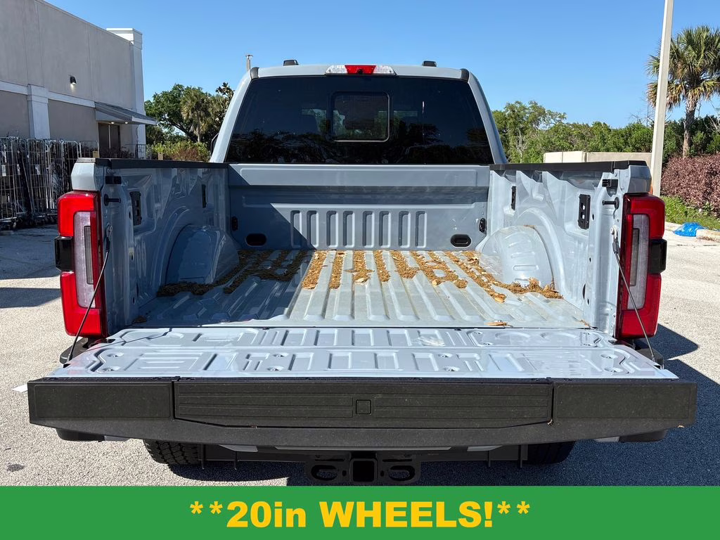 2026 Glacier Gray Metallic TriCoat Ford Super Duty F-350 SRW Platinum 4X4 Truck