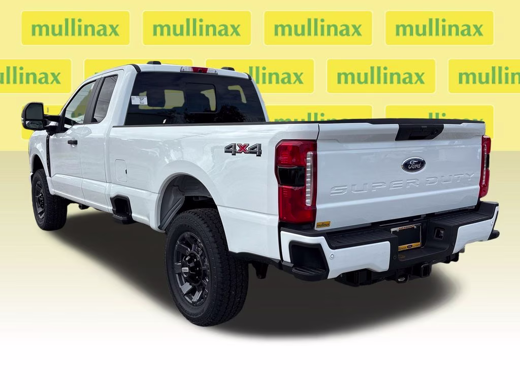 2026 Oxford White Ford Super Duty F-350 SRW XL 4X4 Truck