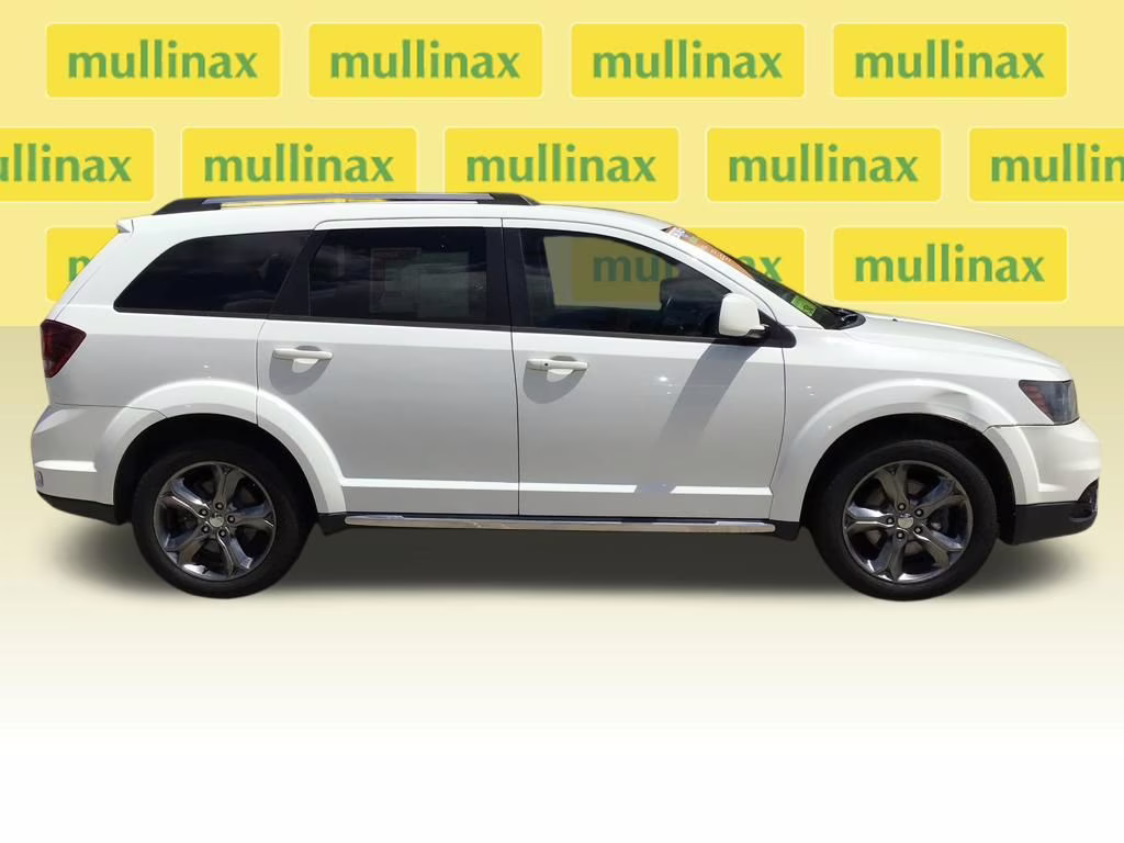 2017 Vice White Dodge Journey Crossroad FWD SUV