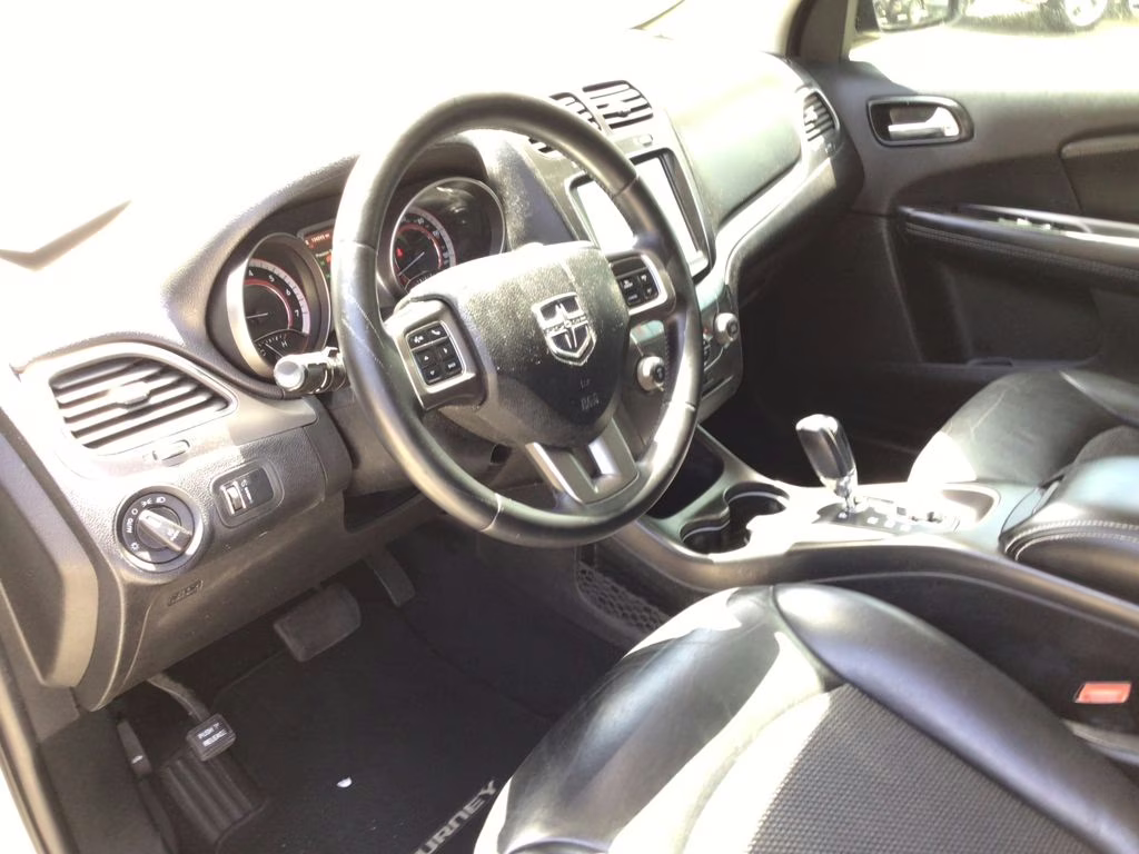 2017 Vice White Dodge Journey Crossroad FWD SUV