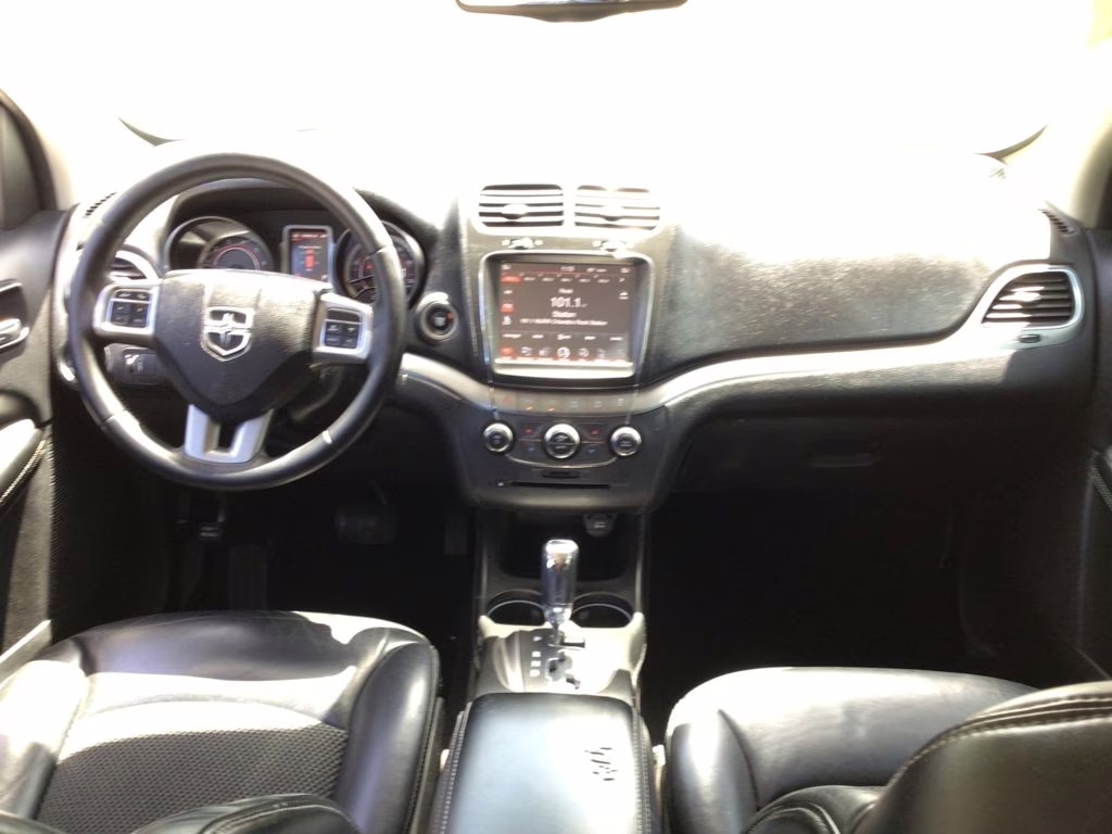 2017 Vice White Dodge Journey Crossroad FWD SUV