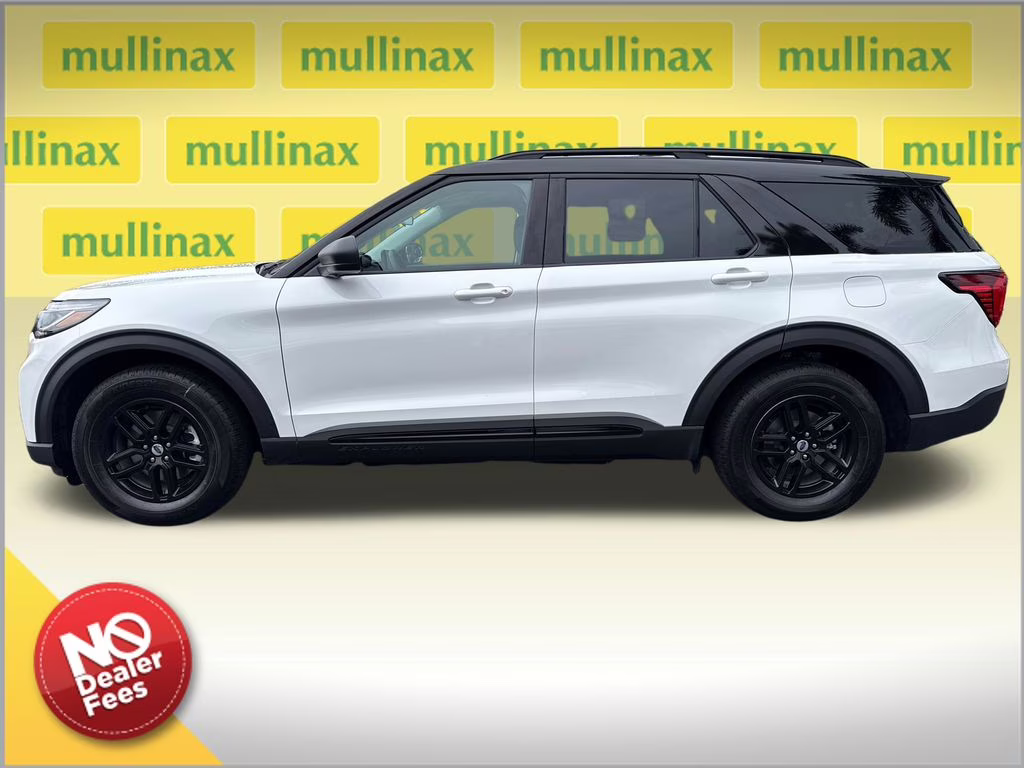2026 Star White Metallic Tri-Coat Ford Explorer Active RWD SUV