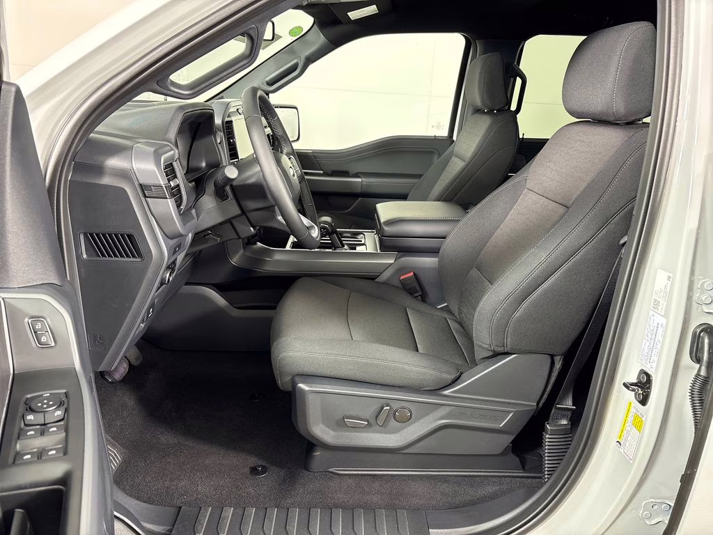 2026 Avalanche Ford F-150 XLT 4X4 Truck