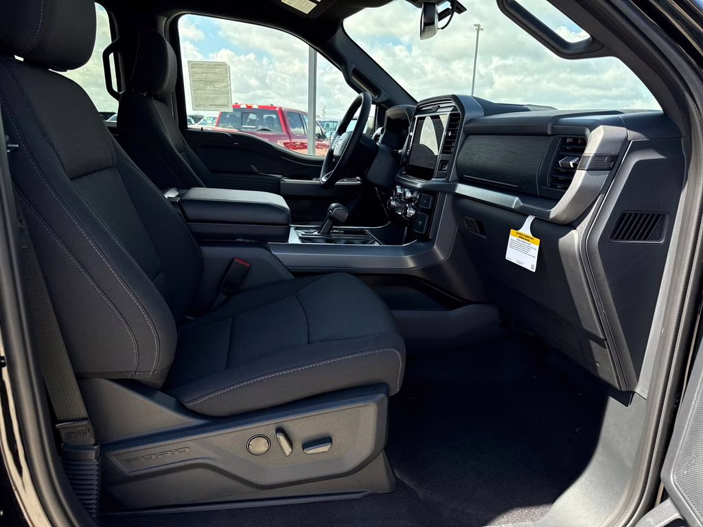 2026 Agate Black Metallic Ford F-150 XLT 4X4 Truck