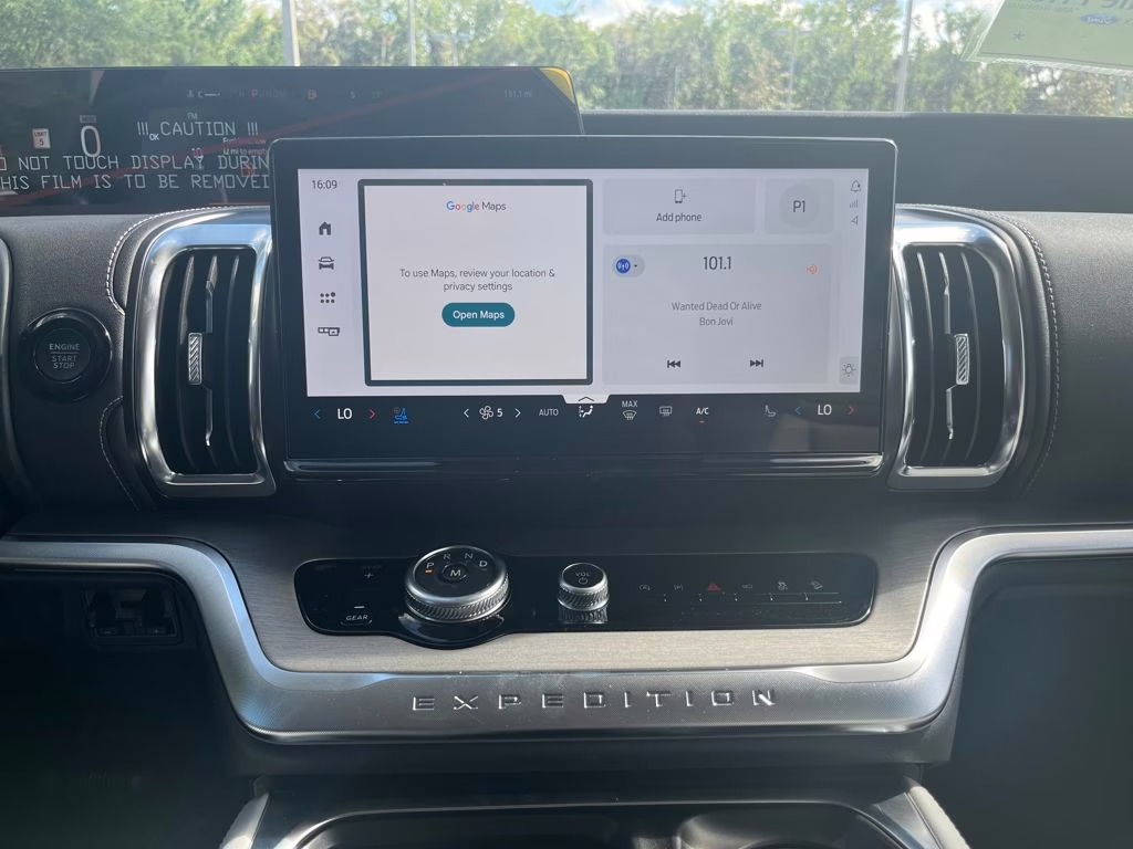 2026 Gray Metallic Ford Expedition Platinum 4X4 SUV