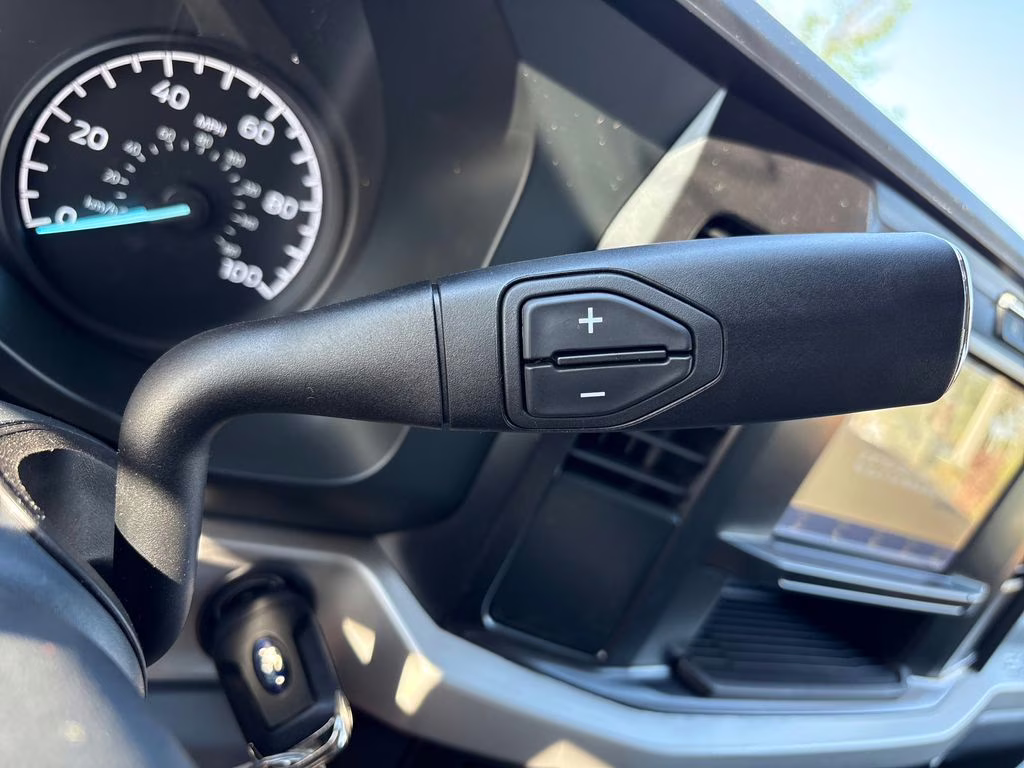 2026 Avalanche Ford Super Duty F-250 SRW XL 4X4 Truck