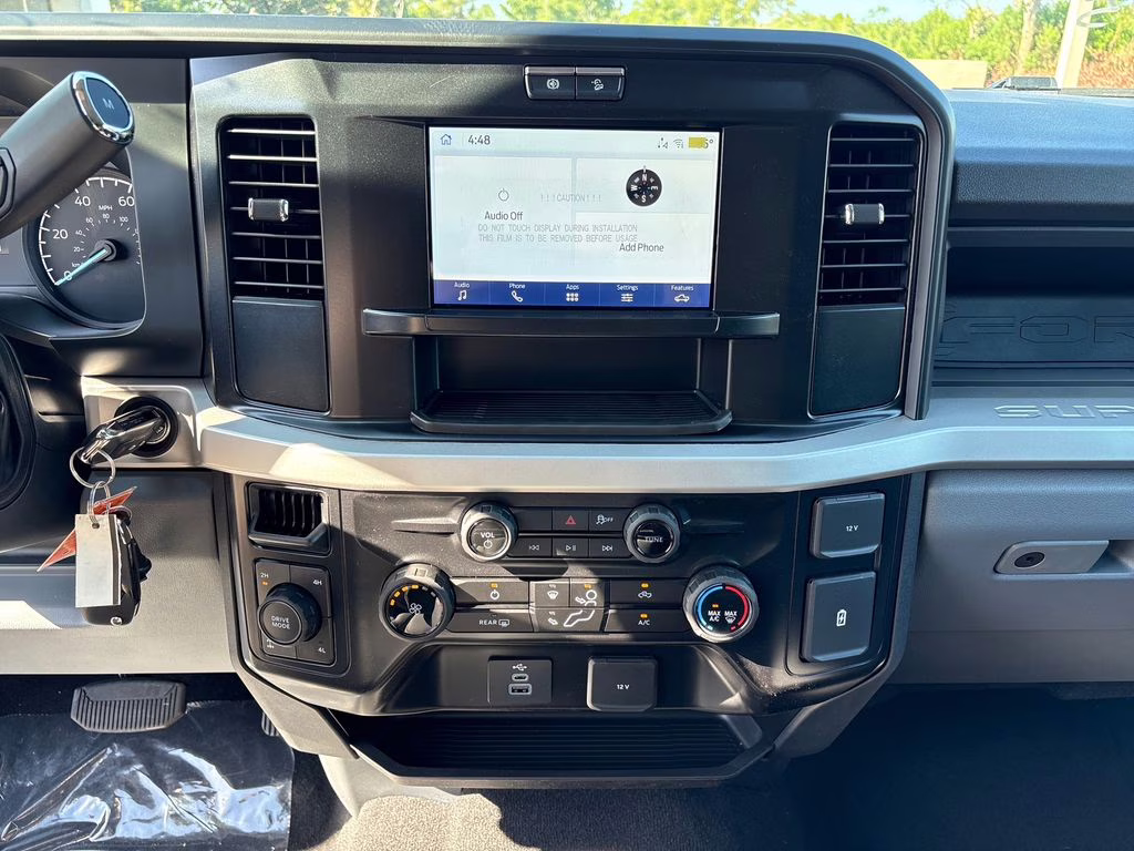 2026 Avalanche Ford Super Duty F-250 SRW XL 4X4 Truck