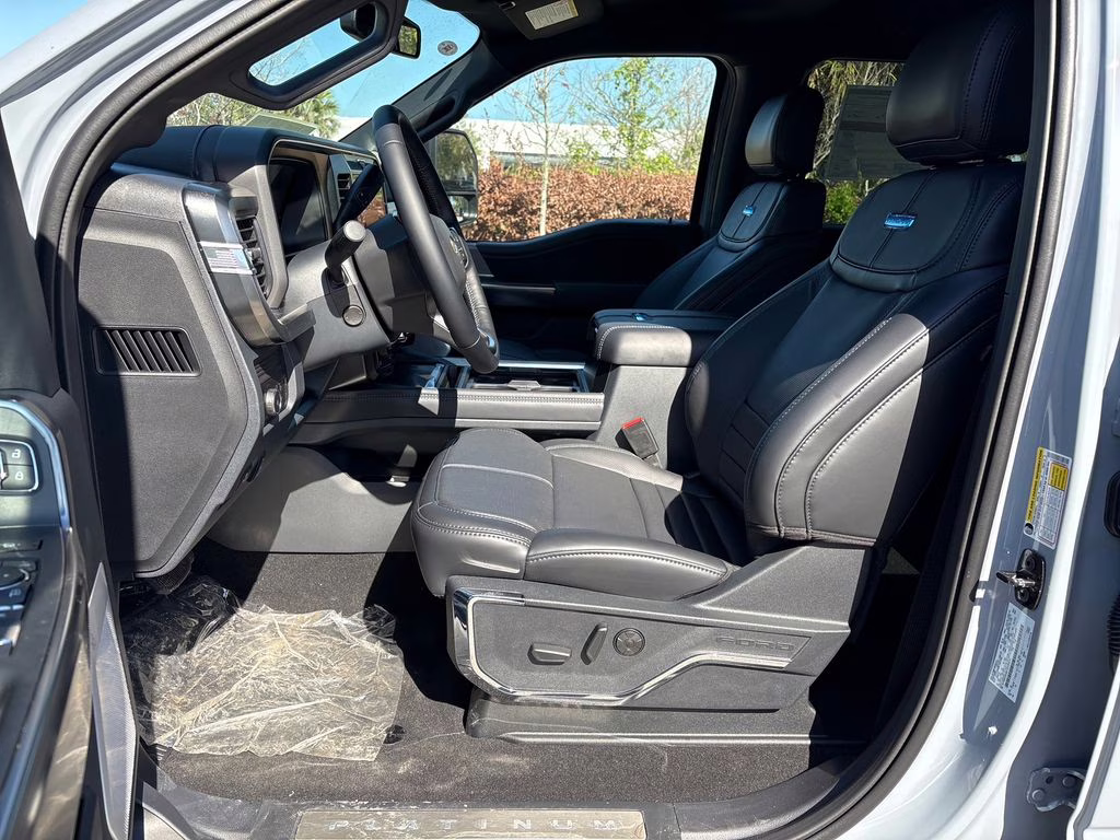 2026 Glacier Gray Metallic TriCoat Ford Super Duty F-350 SRW Platinum 4X4 Truck