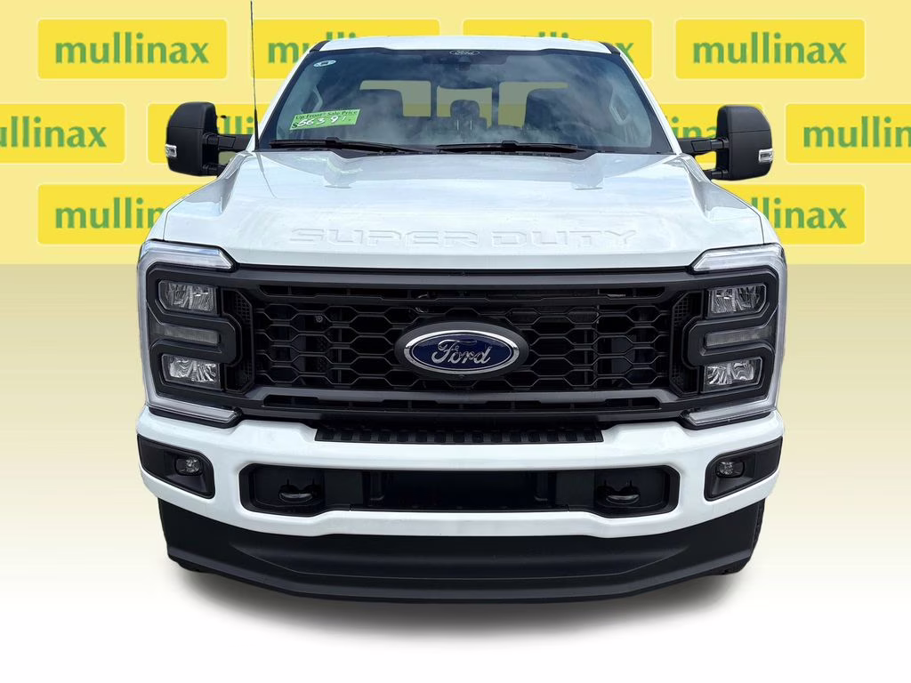 2026 Oxford White Ford Super Duty F-350 SRW XL 4X4 Truck