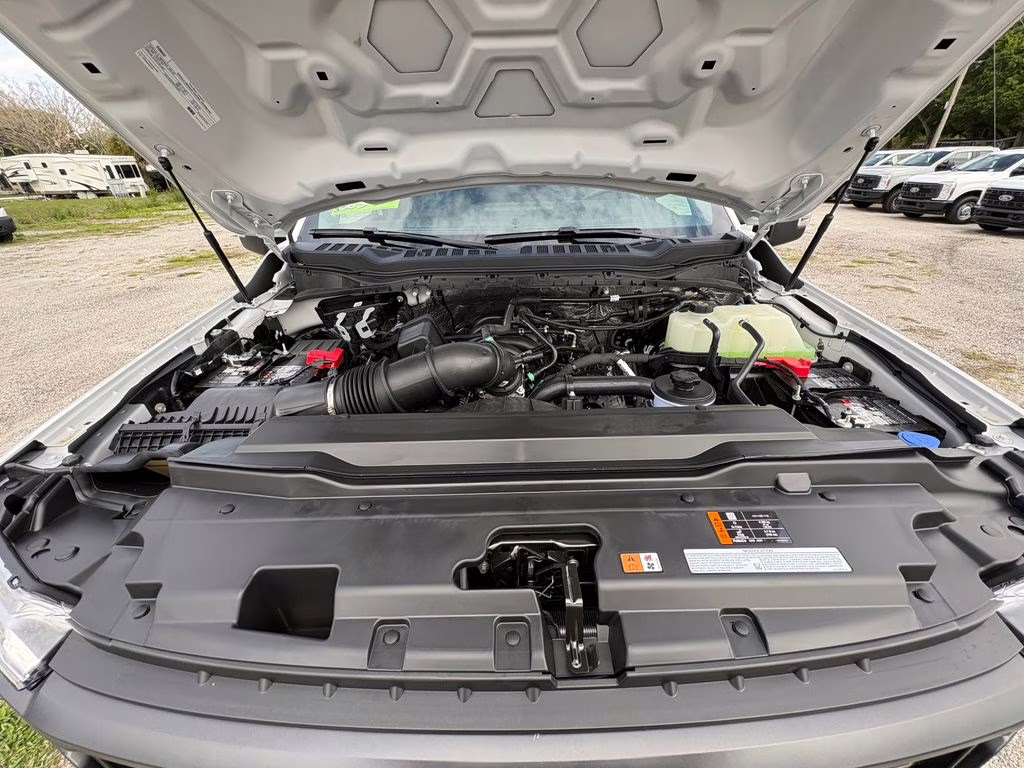 2026 Oxford White Ford Super Duty F-350 SRW XL 4X4 Truck