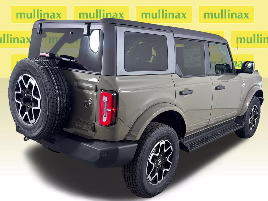 2026 Marsh Gray Ford Bronco Outer Banks 4X4 SUV