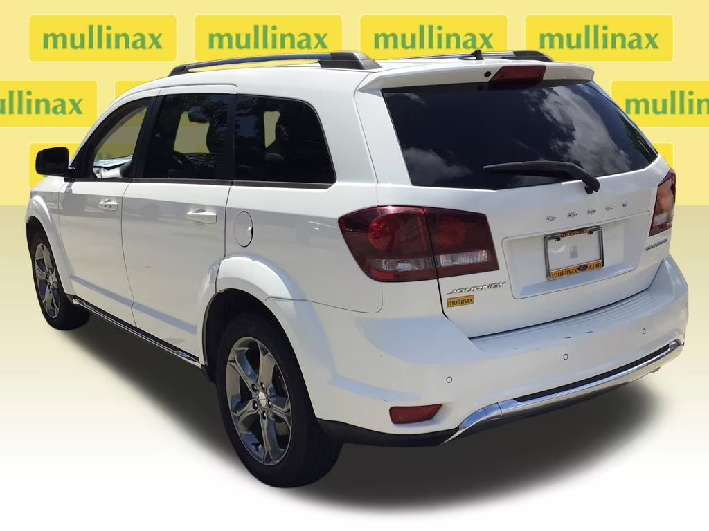 2017 Vice White Dodge Journey Crossroad FWD SUV