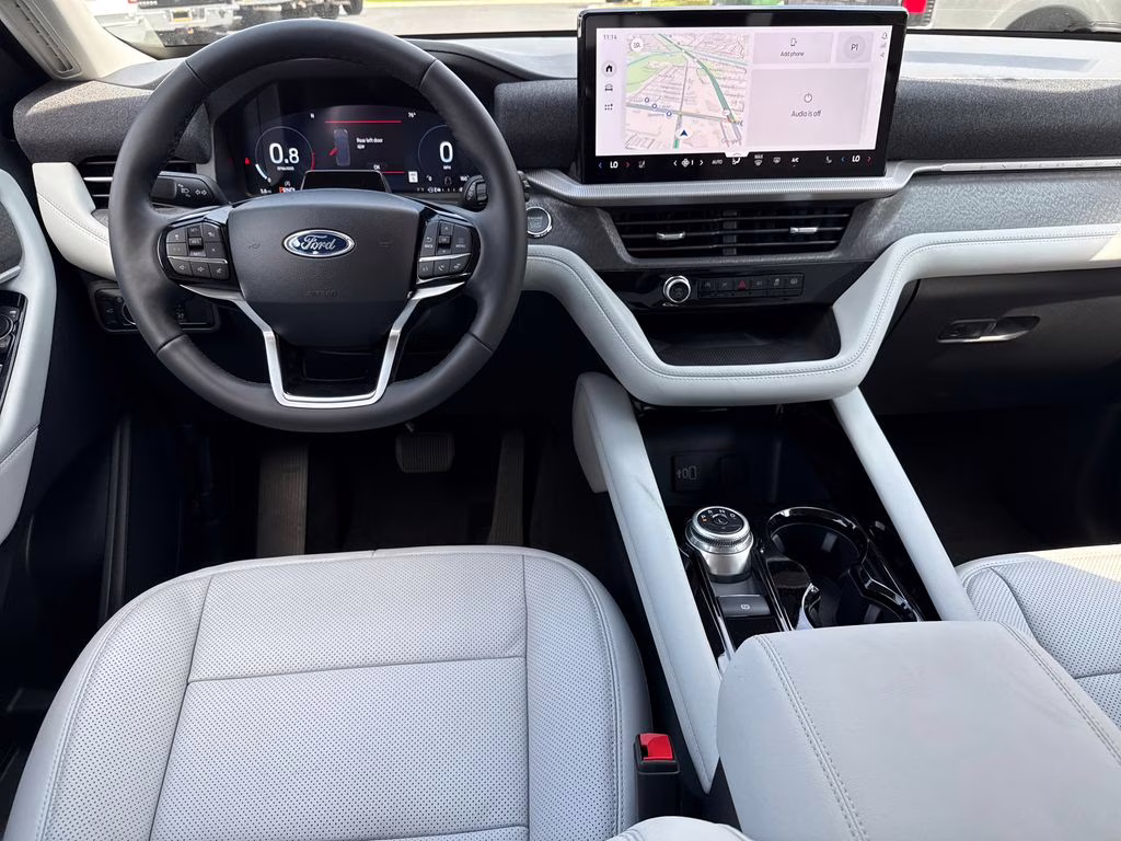 2026 Agate Black Metallic Ford Explorer Platinum 4X4 SUV