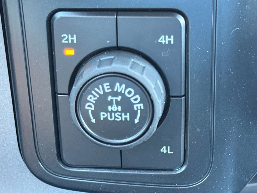 2026 Iconic Silver Metallic Ford F-150 XLT 4X4 Truck