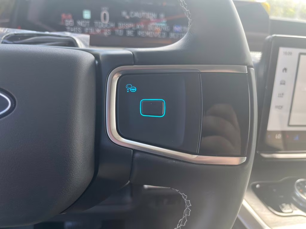 2026 Gray Metallic Ford Expedition Platinum 4X4 SUV