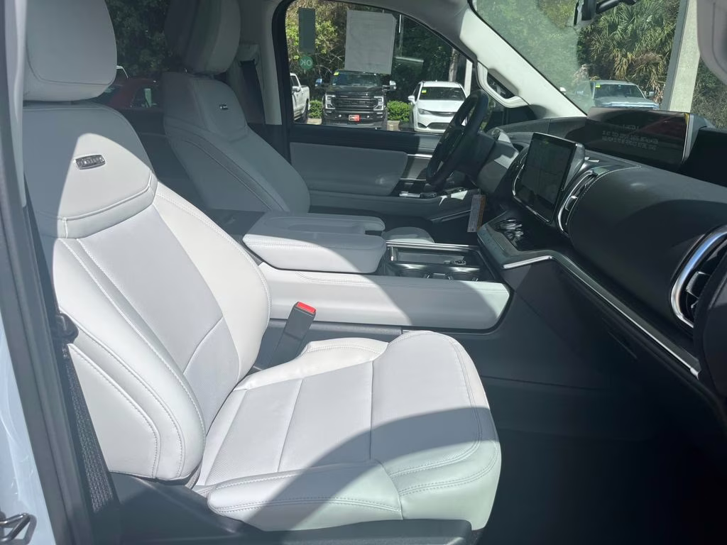 2026 Gray Metallic Ford Expedition Platinum 4X4 SUV