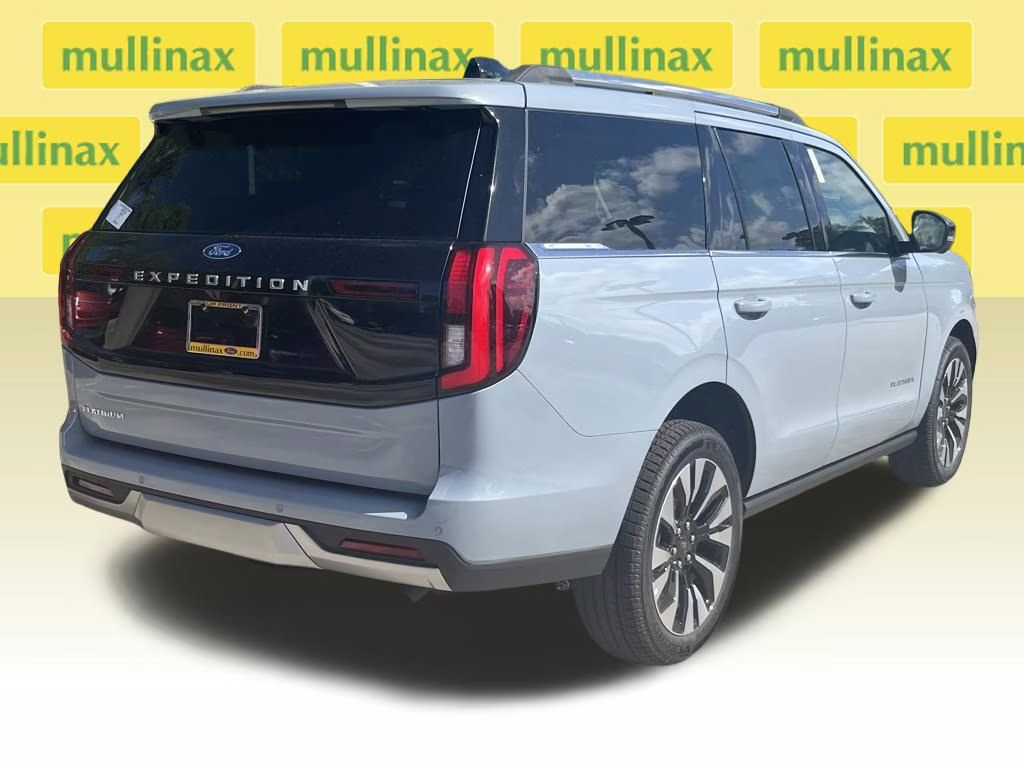 2026 Gray Metallic Ford Expedition Platinum 4X4 SUV