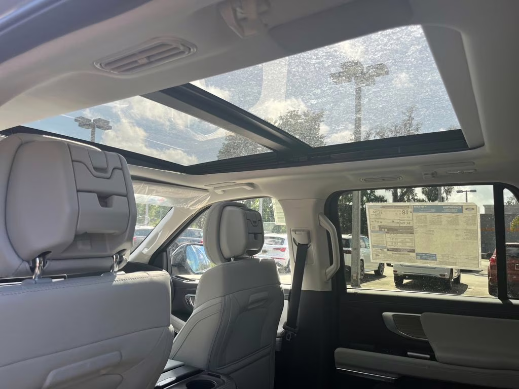 2026 Gray Metallic Ford Expedition Platinum 4X4 SUV