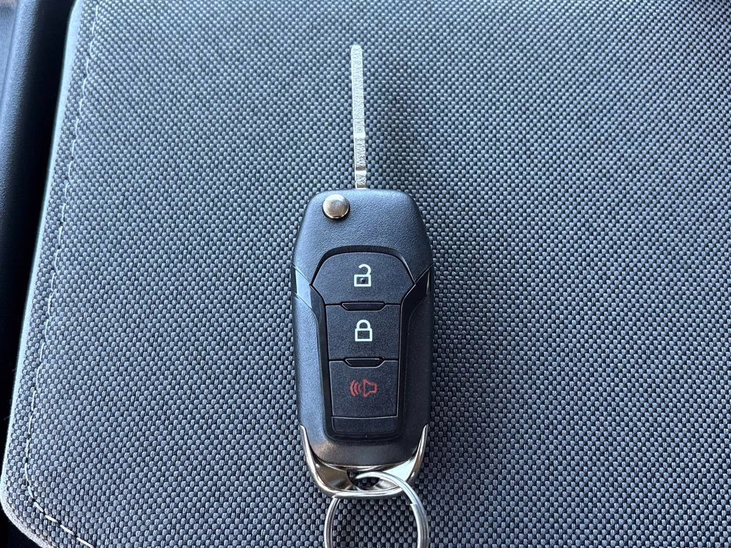 2026 Avalanche Ford Super Duty F-250 SRW XL 4X4 Truck