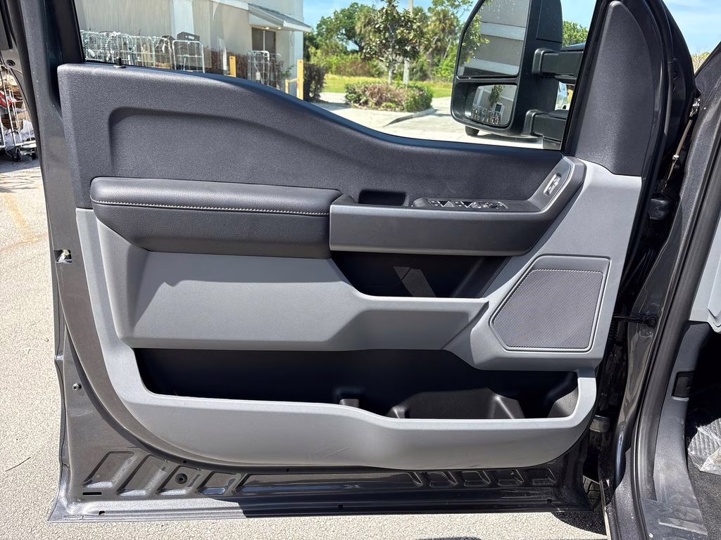 2026 Carbonized Gray Metallic Ford Super Duty F-250 SRW XLT 4X4 Truck