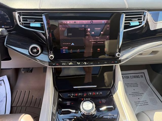 2022 Diamond Black Crystal Pearlcoat Jeep Wagoneer Series III 4X4 SUV