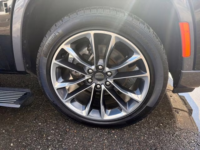 2022 Diamond Black Crystal Pearlcoat Jeep Wagoneer Series III 4X4 SUV