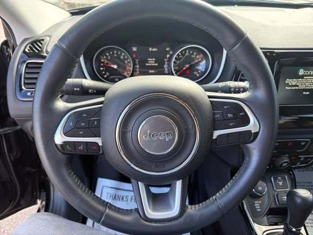 2018 Diamond Black Crystal Pearlcoat Jeep Compass Altitude 4X4 SUV