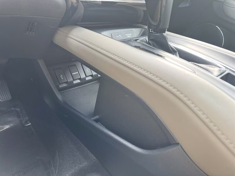 2018 Lunar Silver Metallic Honda HR-V EX-L w/Navi AWD Crossover