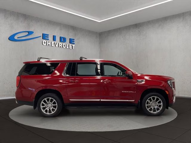 2023 Red GMC Yukon XL Denali 4X4 SUV