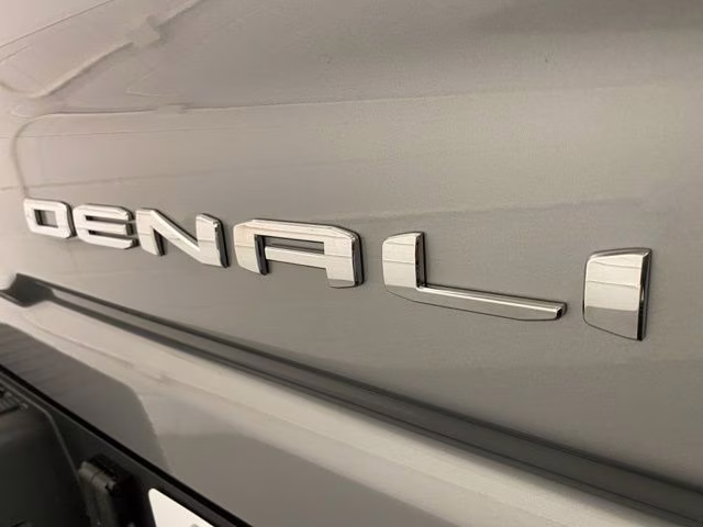 2025 Sterling Metallic GMC Sierra 2500HD Denali 4X4 Truck