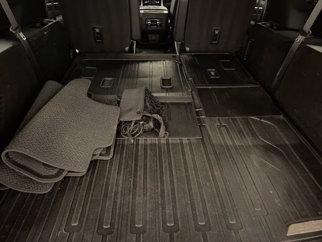 2023 Red GMC Yukon XL Denali 4X4 SUV