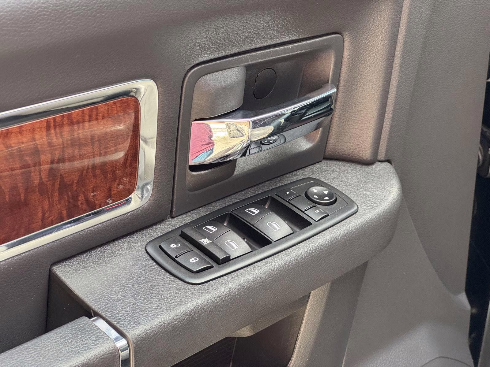 2011 Brilliant Black Crystal Pearl Ram 3500 Laramie 4X4 Truck