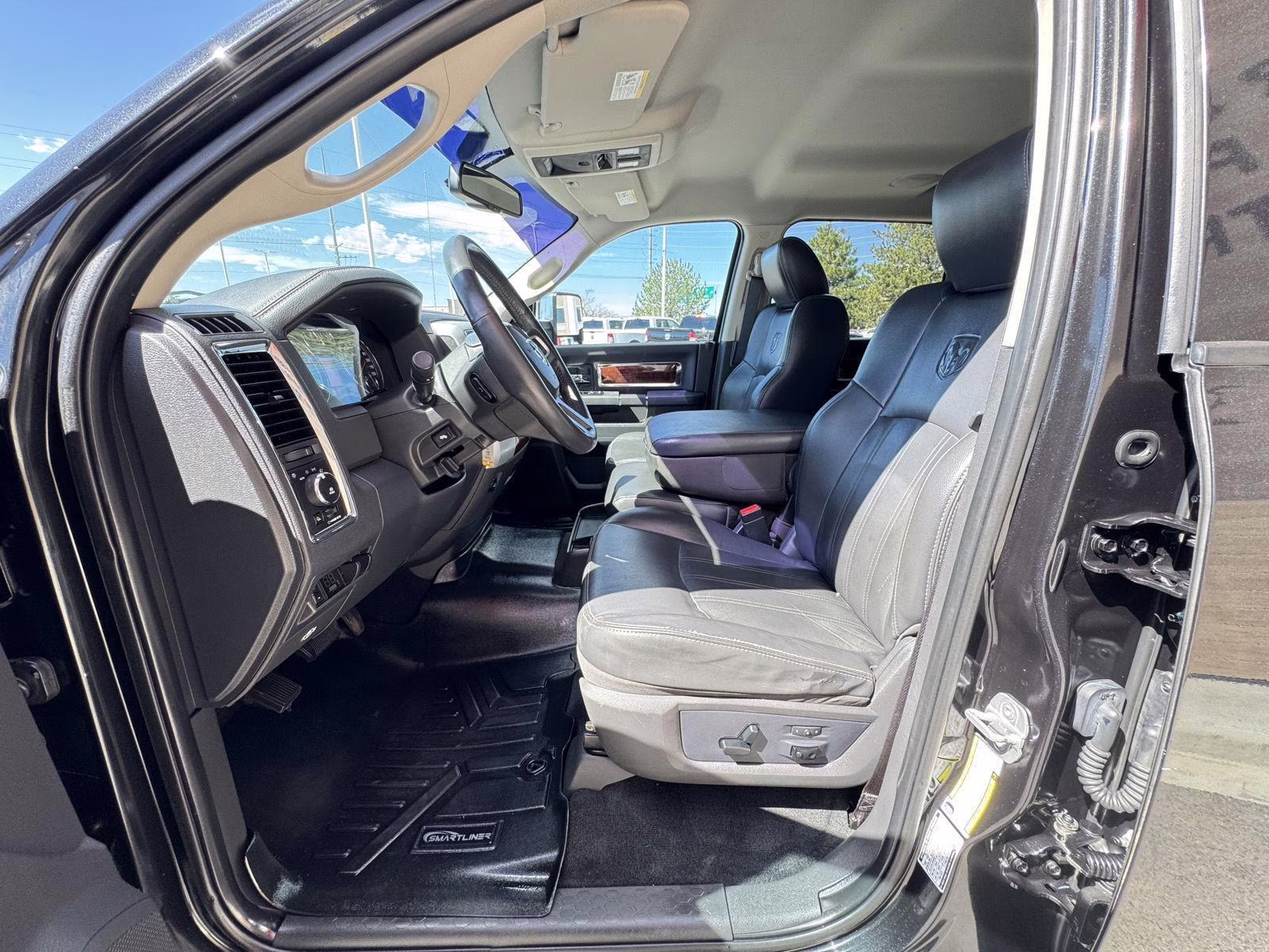 2011 Brilliant Black Crystal Pearl Ram 3500 Laramie 4X4 Truck