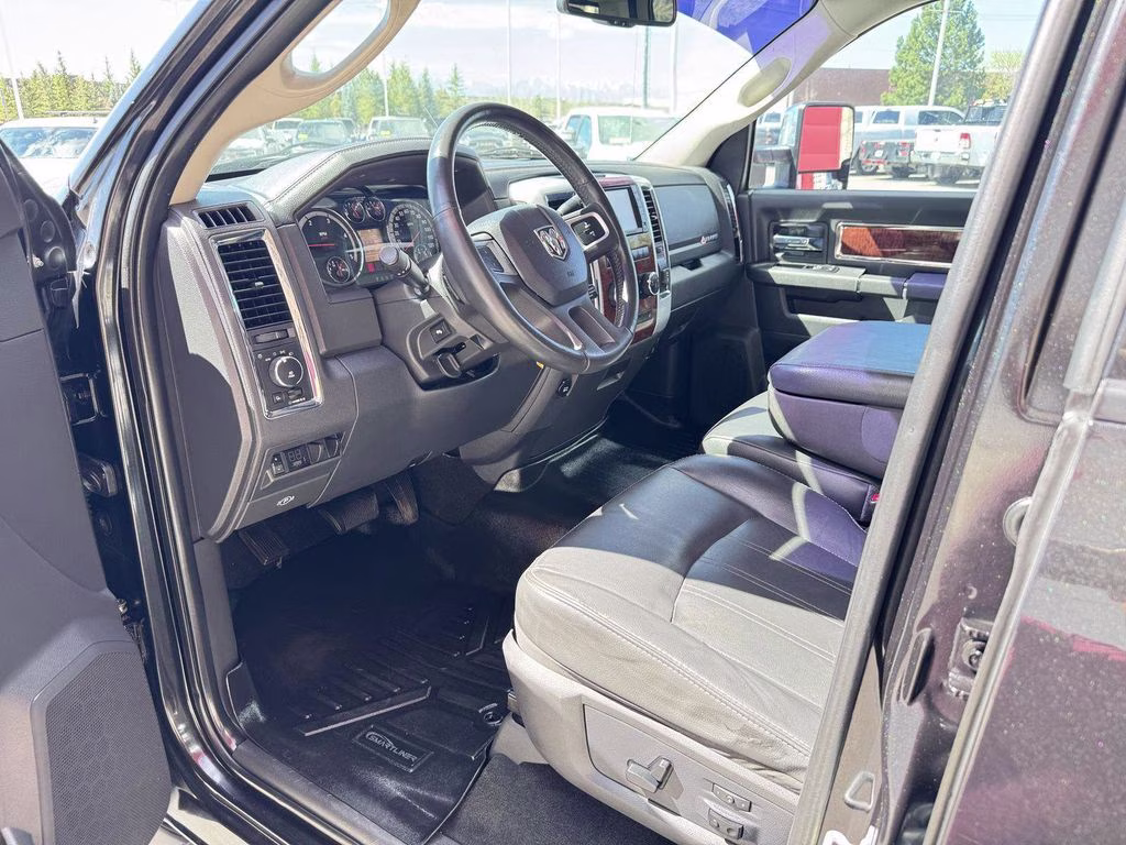 2011 Brilliant Black Crystal Pearlcoat Ram 3500 Laramie 4X4 Truck