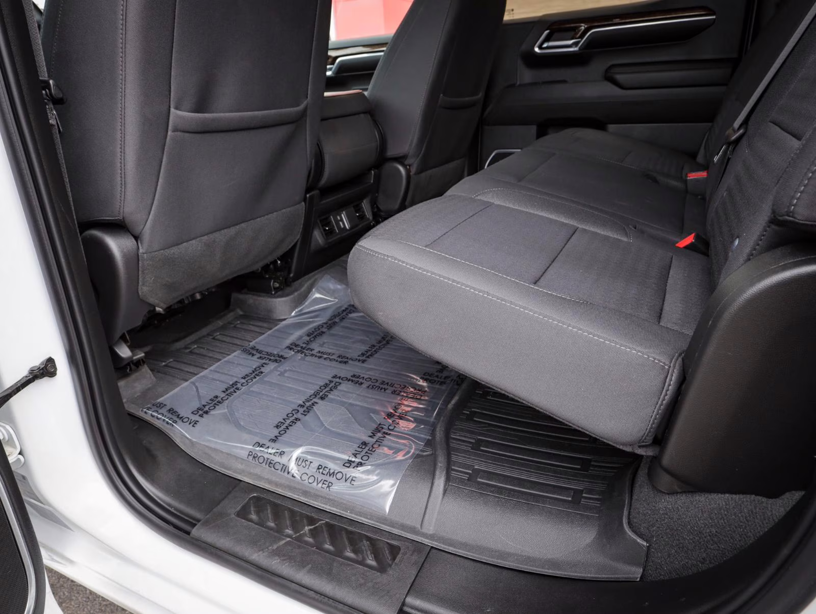 2023 Summit White GMC Sierra 1500 SLE 4X4 Truck