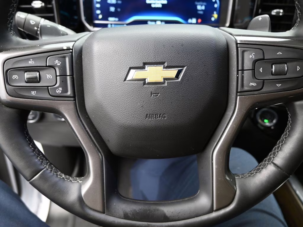 2025 Iridescent Pearl Tricoat Chevrolet Silverado 1500 High Country 4X4 Truck