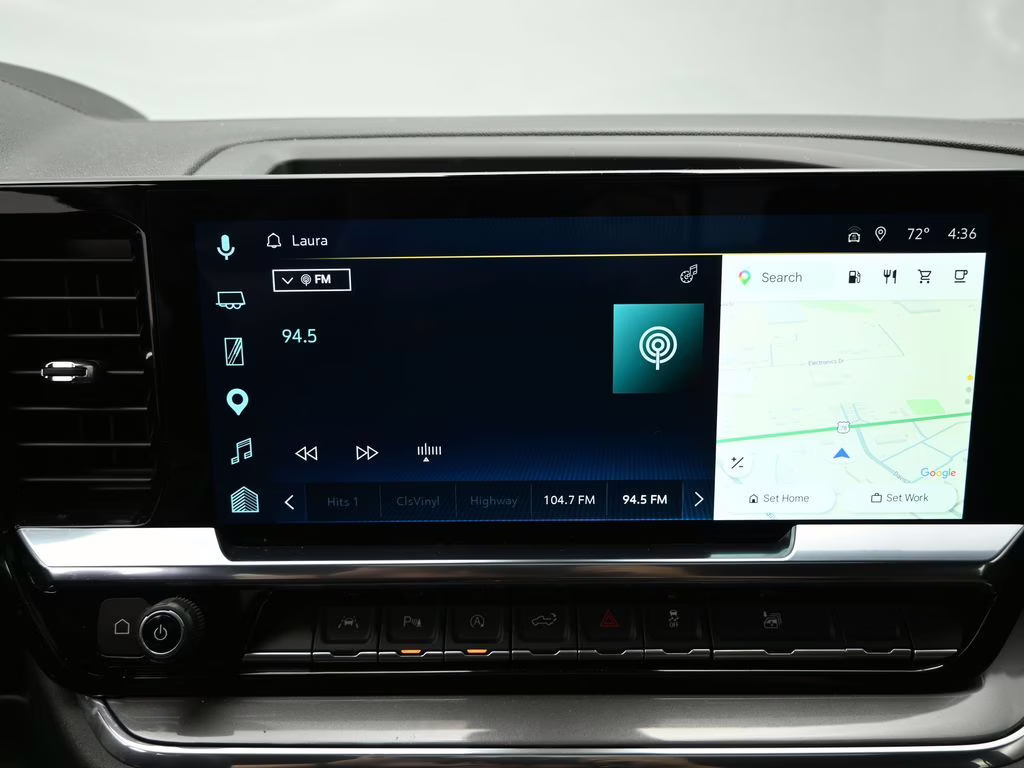 2025 Iridescent Pearl Tricoat Chevrolet Silverado 1500 High Country 4X4 Truck