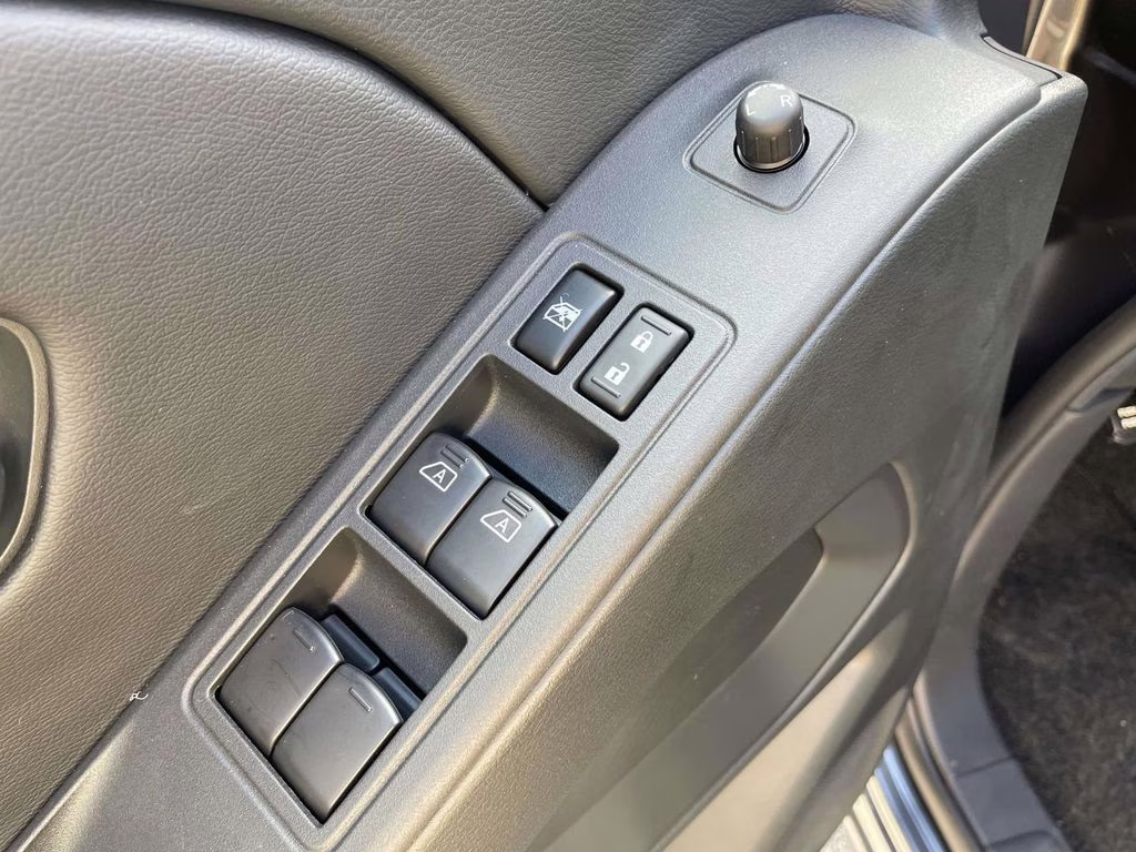 2026 Gun Metallic Nissan Frontier SV 4X4 Truck