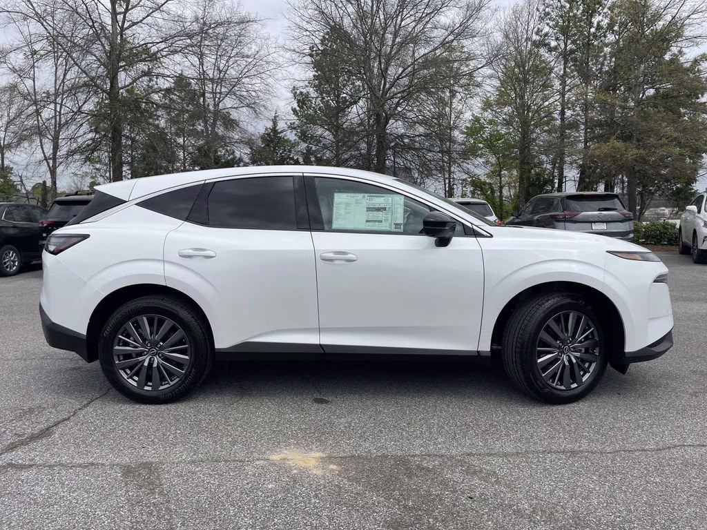 2026 Everest White Pearl Tricoat Nissan Murano SL AWD SUV