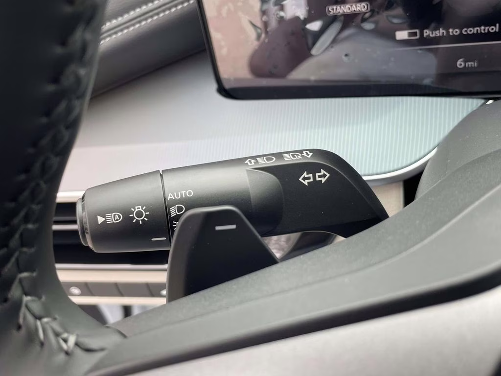 2026 Everest White Pearl Tricoat Nissan Murano SL AWD SUV