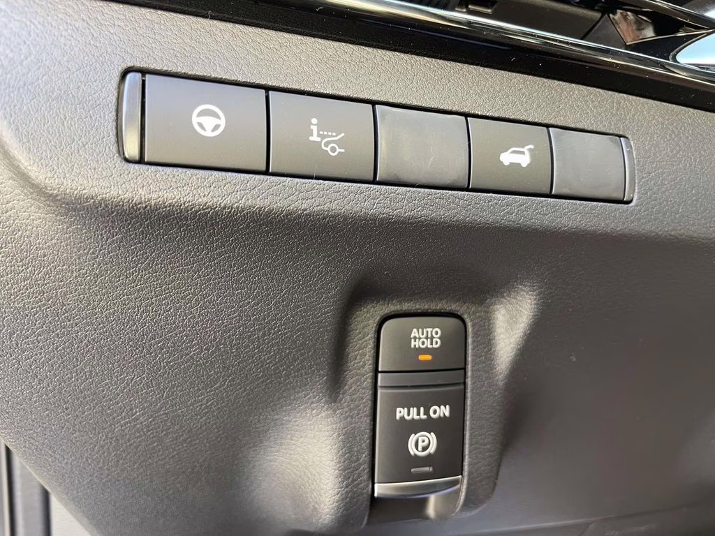 2026 Champagne Silver Metallic Nissan Murano Platinum AWD SUV