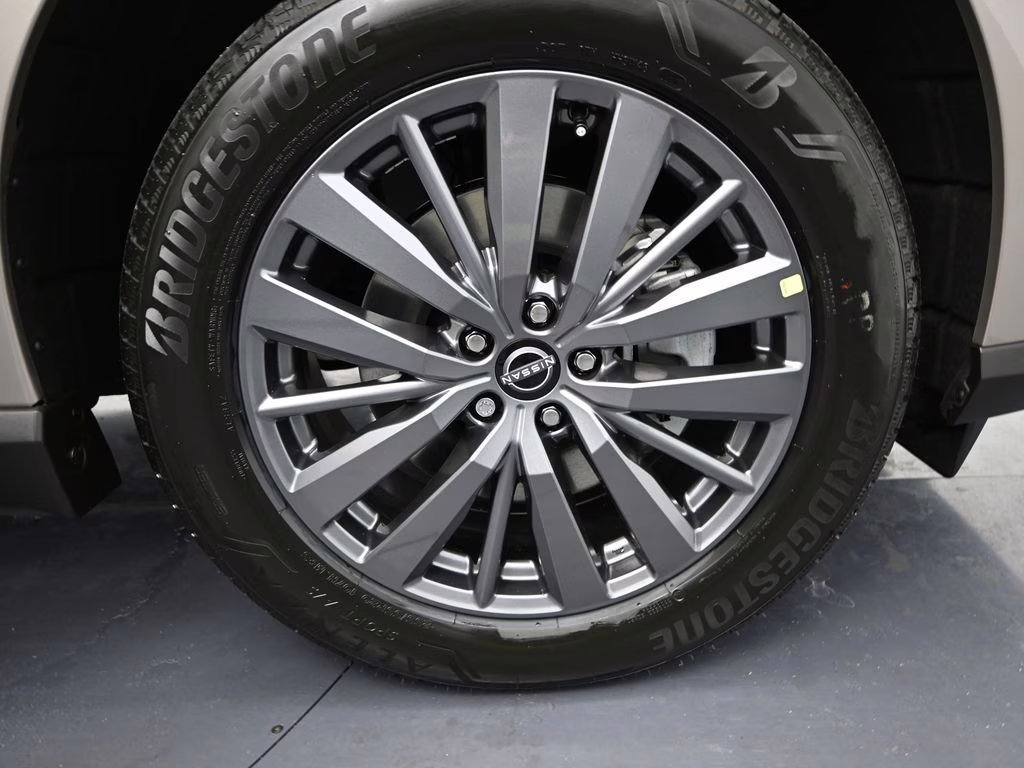 2026 Champagne Silver Metallic Nissan Murano SL AWD SUV