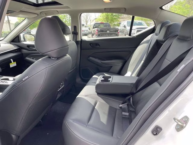 2026 Pearl White Tricoat Nissan Altima 2.5 SV FWD Sedan