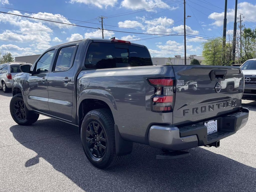2026 Gun Metallic Nissan Frontier SV 4X4 Truck