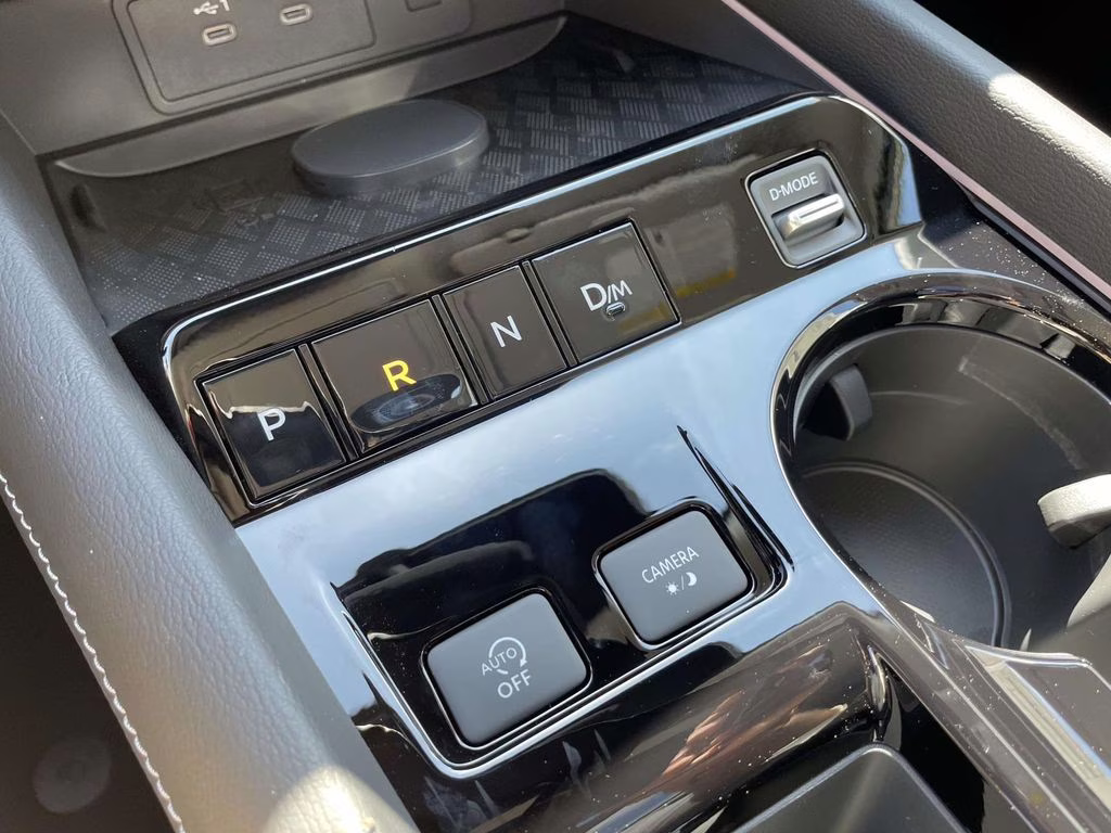 2026 Champagne Silver Metallic Nissan Murano Platinum AWD SUV