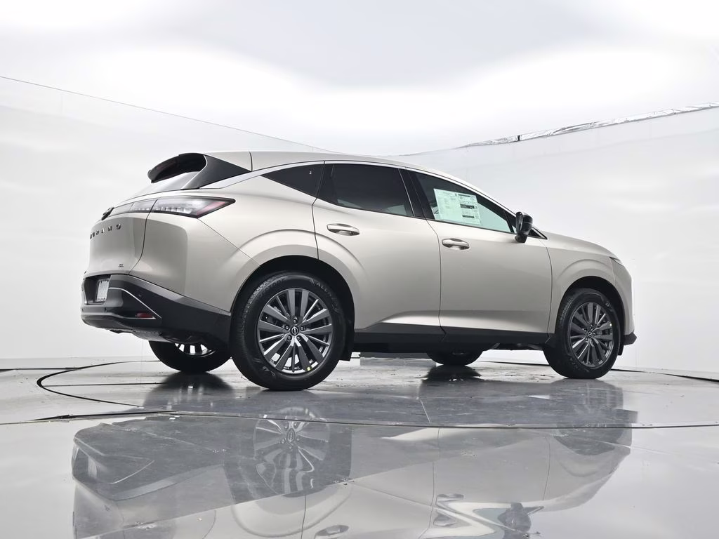 2026 Champagne Silver Metallic Nissan Murano SL AWD SUV