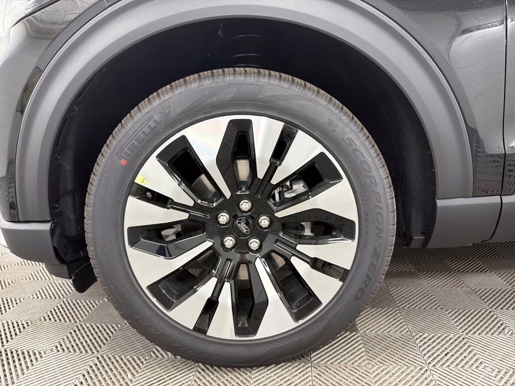 2026 AGATE BLACK Ford Explorer Platinum 4X4 SUV