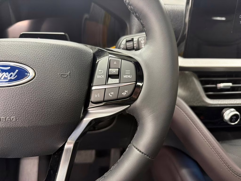 2026 AGATE BLACK Ford Explorer Platinum 4X4 SUV