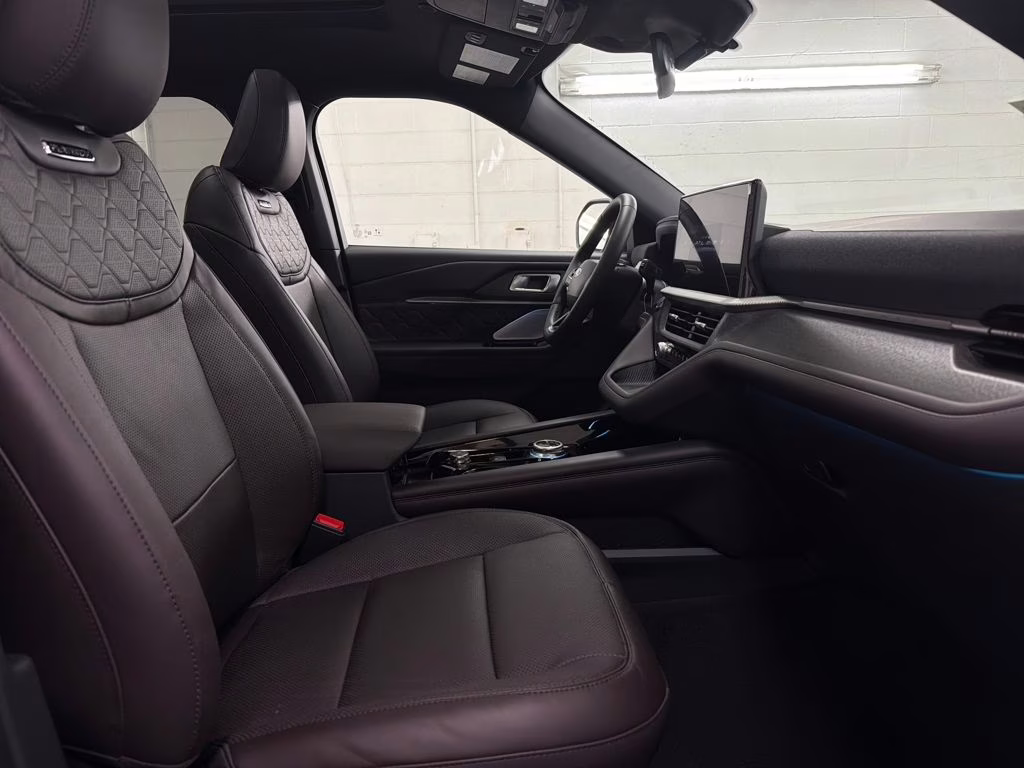 2026 AGATE BLACK Ford Explorer Platinum 4X4 SUV