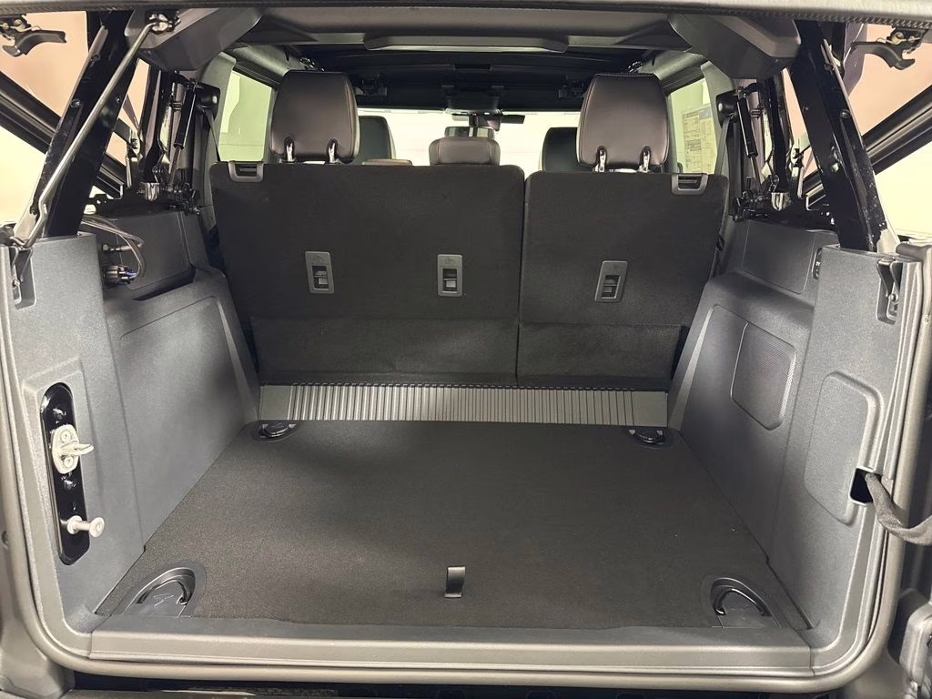 2026 Shadow Black Ford Bronco Outer Banks 4X4 SUV